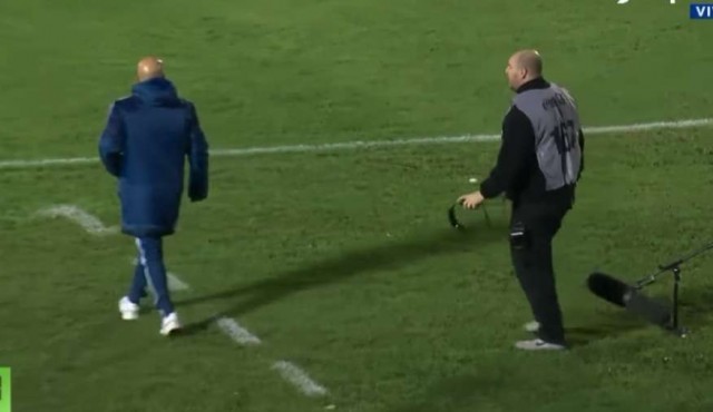 Sampaoli y los insultos a un sonidista de Tenfield