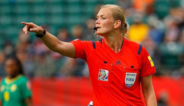 Bibiana Steinhaus, una policía de 38 años, será la primera mujer en arbitrar en la Bundesliga