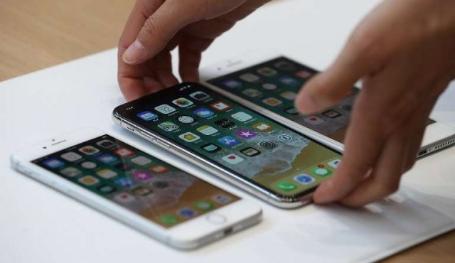 Con el iPhoneX y otros “teléfonos superinteligentes”, los precios se disparan