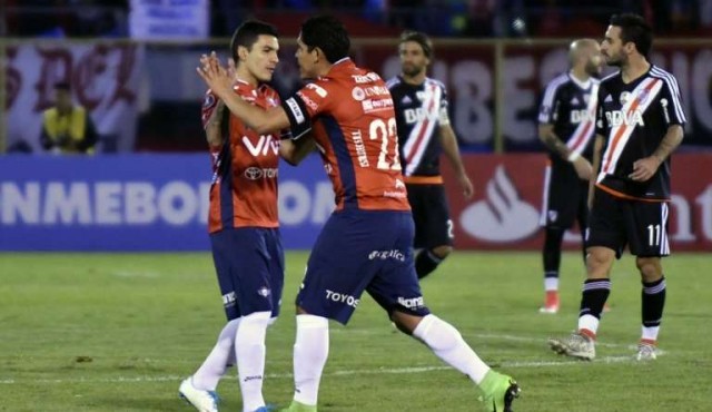 Jorge Wilstermann goleó a River