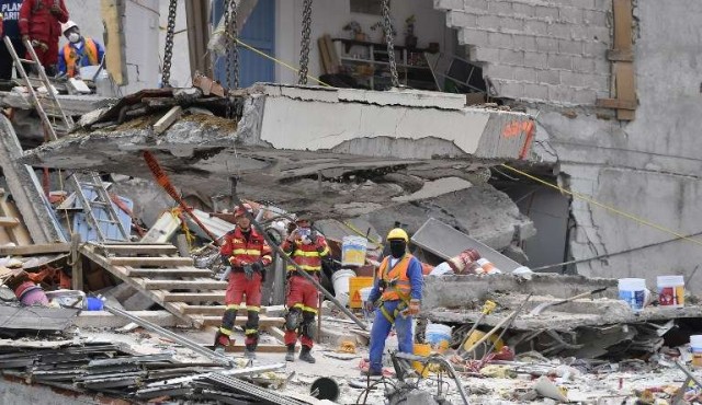 Sigue la búsqueda de víctimas en México cinco días después del terremoto