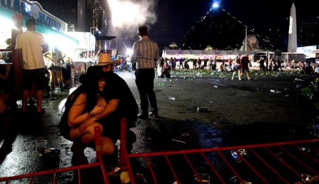 Tiroteo en Las Vegas dejó al menos 58 muertos y 515 heridos