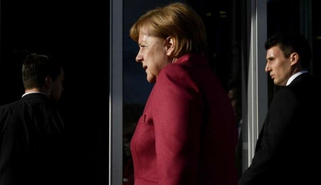 Socialdemócratas alemanes dispuestos a discutir sobre una alianza con Merkel