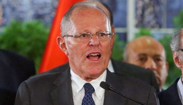 Presidente de Perú cerca de la destitución por Odebrecht
