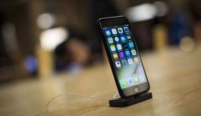 Apple es investigado en Francia por “obsolescencia programada” de sus iPhone