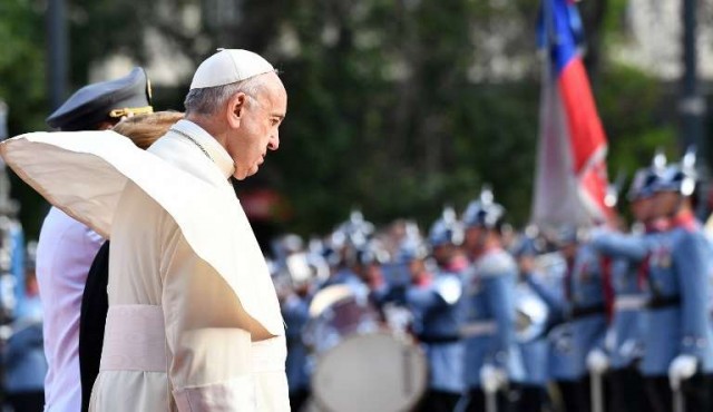 El papa manifestó “vergüenza” por abusos sexuales en la Iglesia