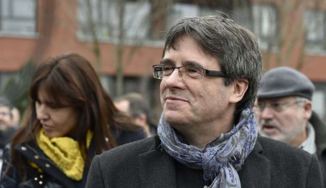 Puigdemont dijo que puede presidir Cataluña desde Bélgica