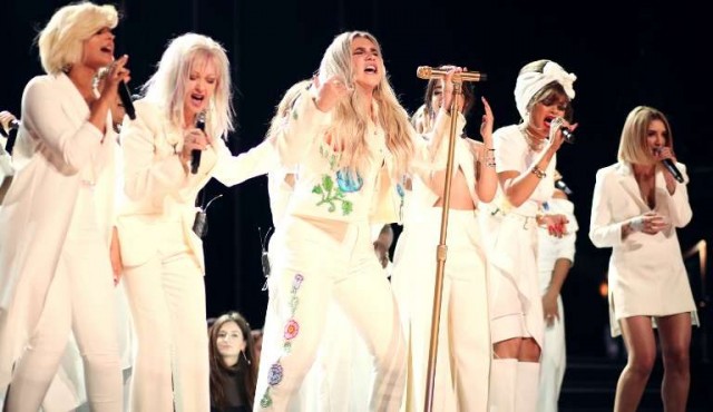 Cinco momentos memorables de los Grammy