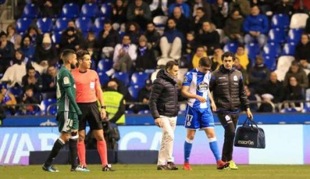 Valverde se lesionó en el debut de Seedorf como DT del Deportivo