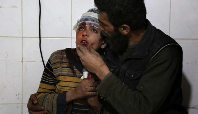Bombardeos impiden ayuda humanitaria en enclave rebelde sirio