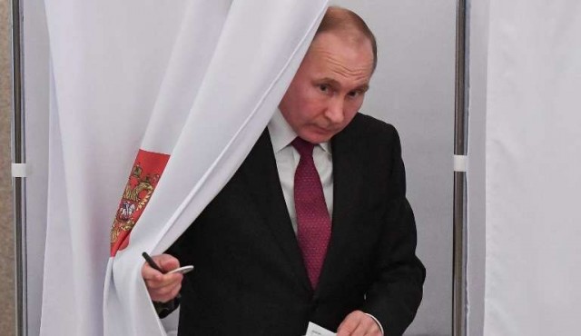 “Los rusos están conformes y contentos con el liderazgo de una persona fuerte”