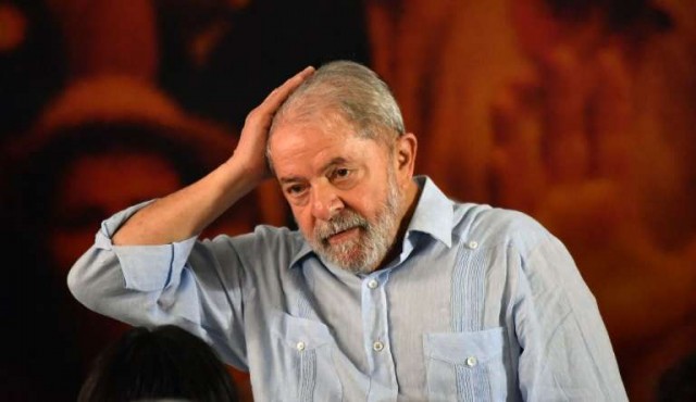 Tribunal ratifica condena y deja a Lula más cerca de la cárcel
