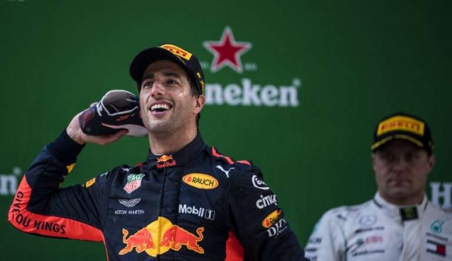 El australiano Ricciardo ganó el Gran Premio de China de F1