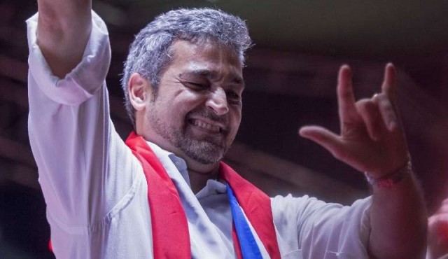 Abdo Benítez: del homenaje a Stroessner a mostrarse como “el Marito del siglo XXI”