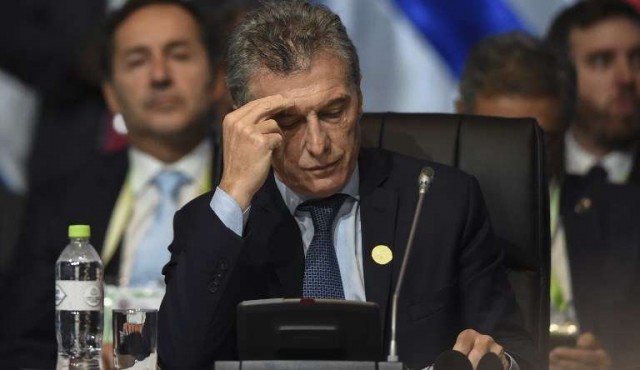 Macri cierra filas con aliados y considera superada crisis del dólar en Argentina