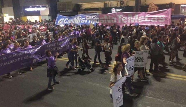 Cómo funciona el colectivo “Con Mis Hijos No Te Metas” según su fundador
