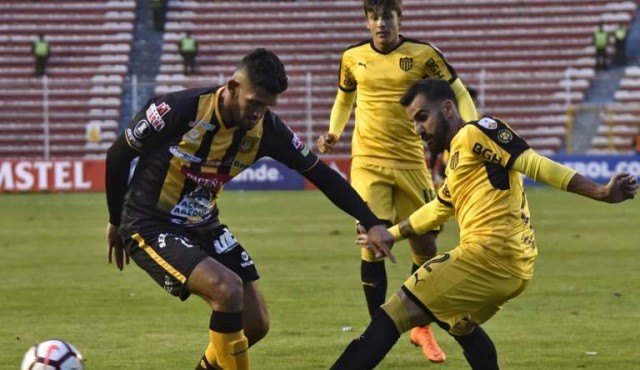 Peñarol en batalla por seguir vivo en Libertadores ante The Strongest