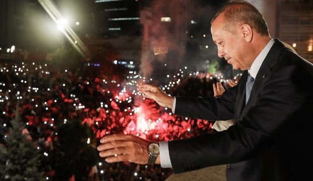 Erdogan reelegido en Turquía para un mandato con poderes reforzados