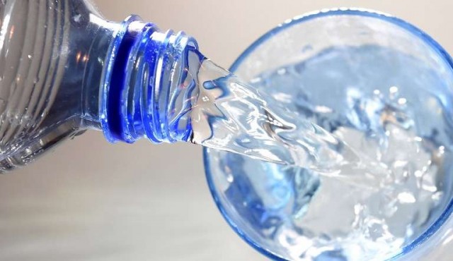 Uno de cada cinco niños toma refresco y no agua