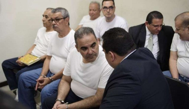Condenado por corrupción, expresidente de El Salvador debe devolver U$S 260 millones
