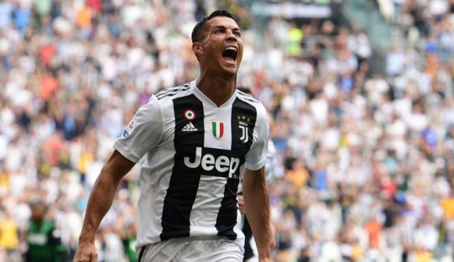 Cristiano anotó sus primeros goles en Juventus
