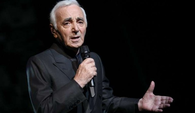 Murió Charles Aznavour, la inconfundible voz de la nostalgia