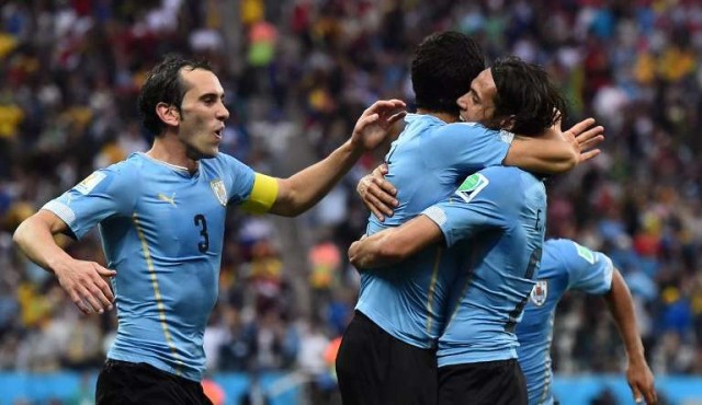 Cavani, Godín y Suárez, nominados al Balón de Oro de France Football