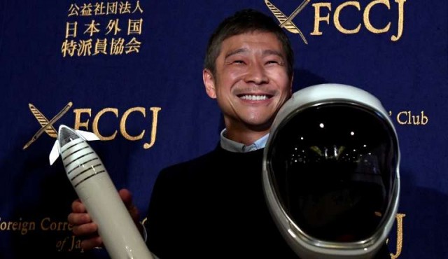 Japonés que irá a la luna en la nave SpaceX no espera un entrenamiento “muy duro”