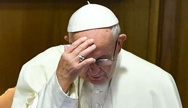 El papa equipara el aborto a recurrir a un “sicario”