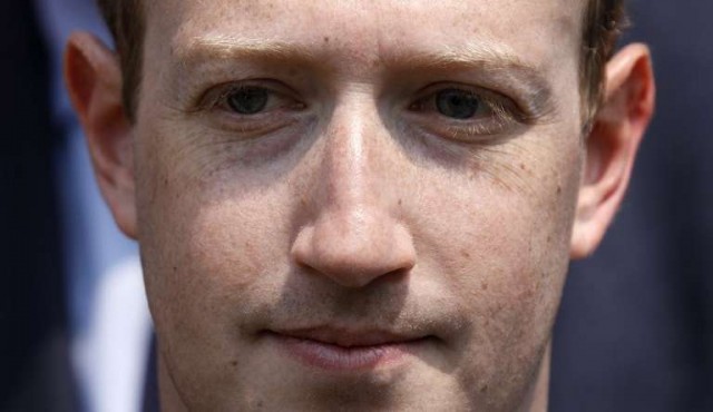Inversores suman presión para desplazar a Zuckerberg de la presidencia de Facebook