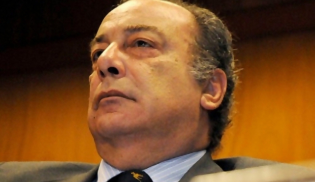 PS desconocía que Salom defendía ex director del Banco Montevideo