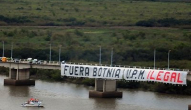 Unas 25.000 personas pasaron por el puente General San Martín