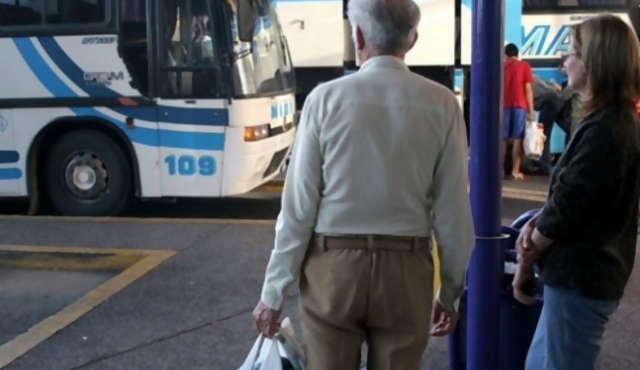 Suben boletos suburbanos e interdepartamentales