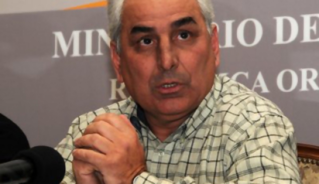 Caramés anuncia “fuerte golpe de timón” en la Armada