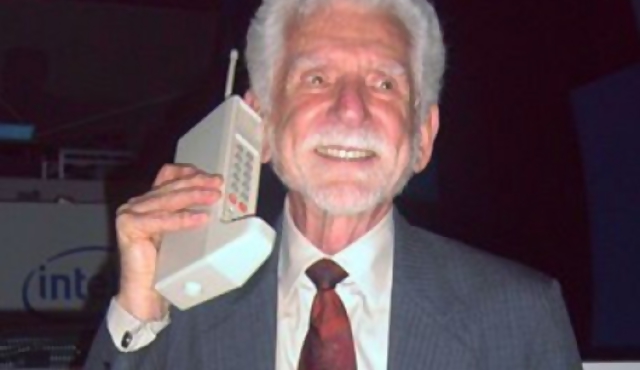 ¿Qué hay detrás de los cambios de números telefónicos? (lo mismo de siempre)
