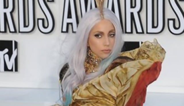 Lady Gaga arrasó en los premios MTV