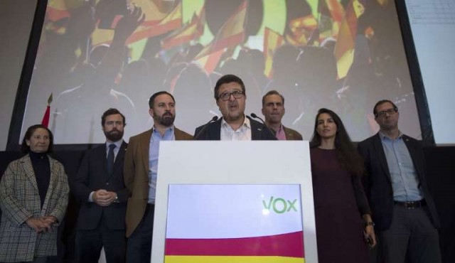 Ultraderecha ingresa al parlamento andaluz y da un duro golpe al socialismo español