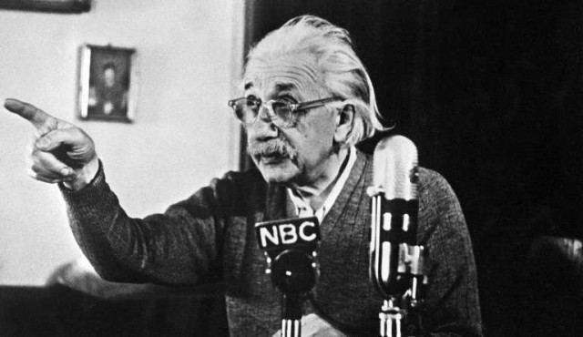 Una carta de Einstein que cuestiona la existencia de Dios vendida en 2,89 millones de dólares