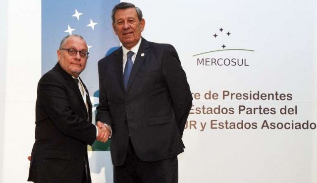 “Todos estamos dispuestos a sentarnos a mirar cómo funciona el Mercosur”