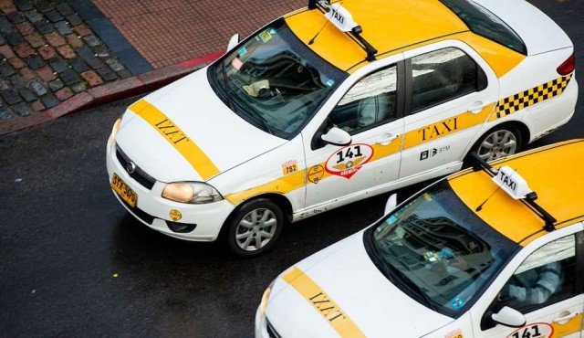 Los taxis sin POS no pasarán inspección vehicular