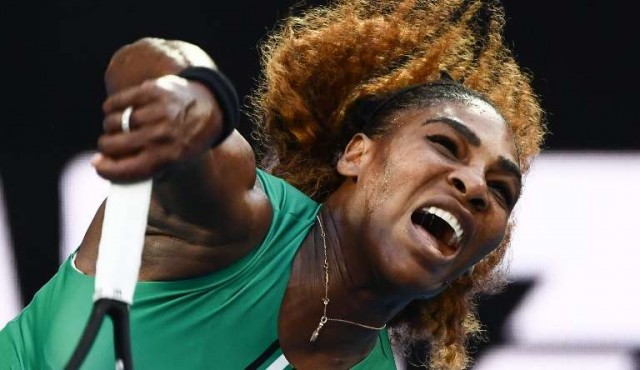 Serena Williams vence a la número 1 Simona Halep en octavos de Australia