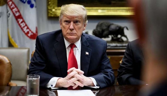 Trump anuncia acuerdo para reabrir temporalmente el gobierno