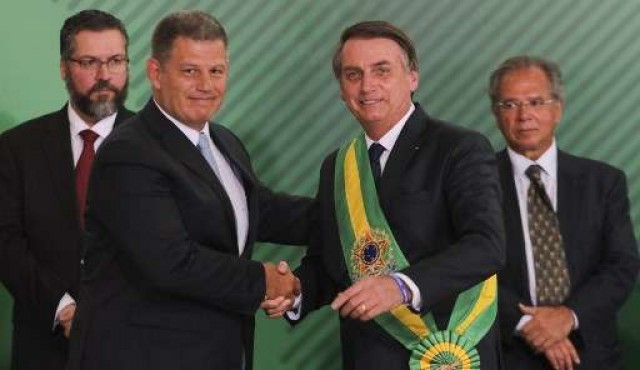 Expectativa en Brasil ante posible renuncia de ministro