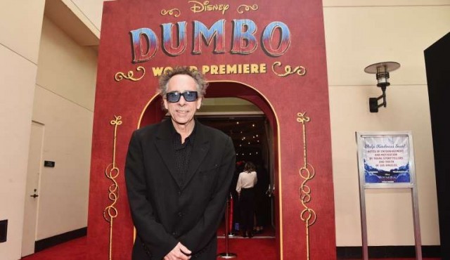 Tim Burton, un “bicho raro” identificado con “Dumbo”