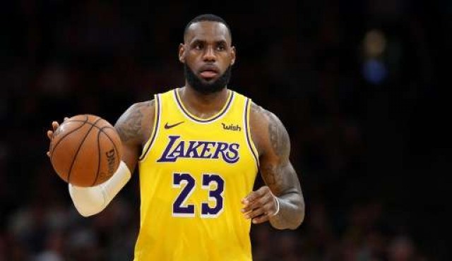 LeBron James ante una agencia libre “crítica”