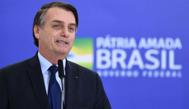 Dimite el jefe del banco de desarrollo de Brasil y aviva la crisis del Gobierno