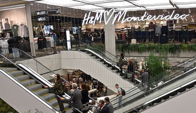 Con una fiesta, H&M celebró la pre-apertura de su tienda en Punta Carretas