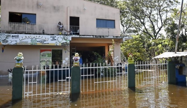 Crecida del río Paraguay se acerca a la “cota de desastre”