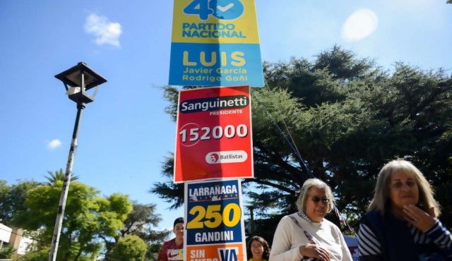 Cartelería política: Intendencia ya aplicó más de 200 multas