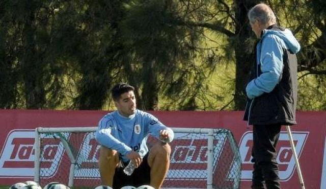Tabárez y las lesiones: “Todos los casos se han encaminado bien”